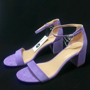 NWT Block Heels Ankle Strap (In Box)Trendy 90s